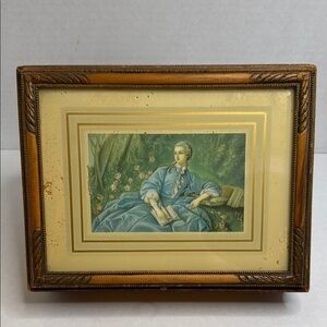 Antique Victorian Keeper Box/Dresser Box With Fancy Embossed Woodwork